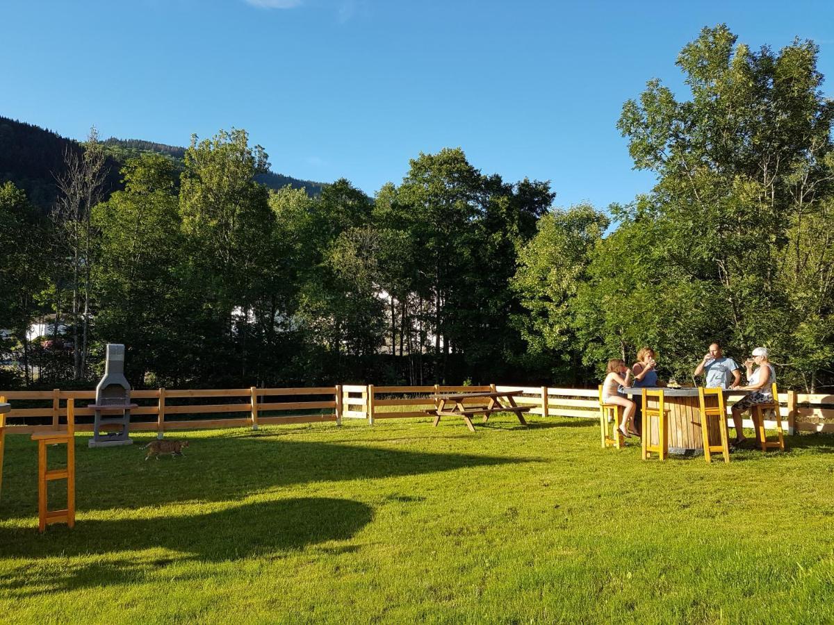 Appart Le Cerf 4 Etoiles 74M2 Cornimont Exteriör bild